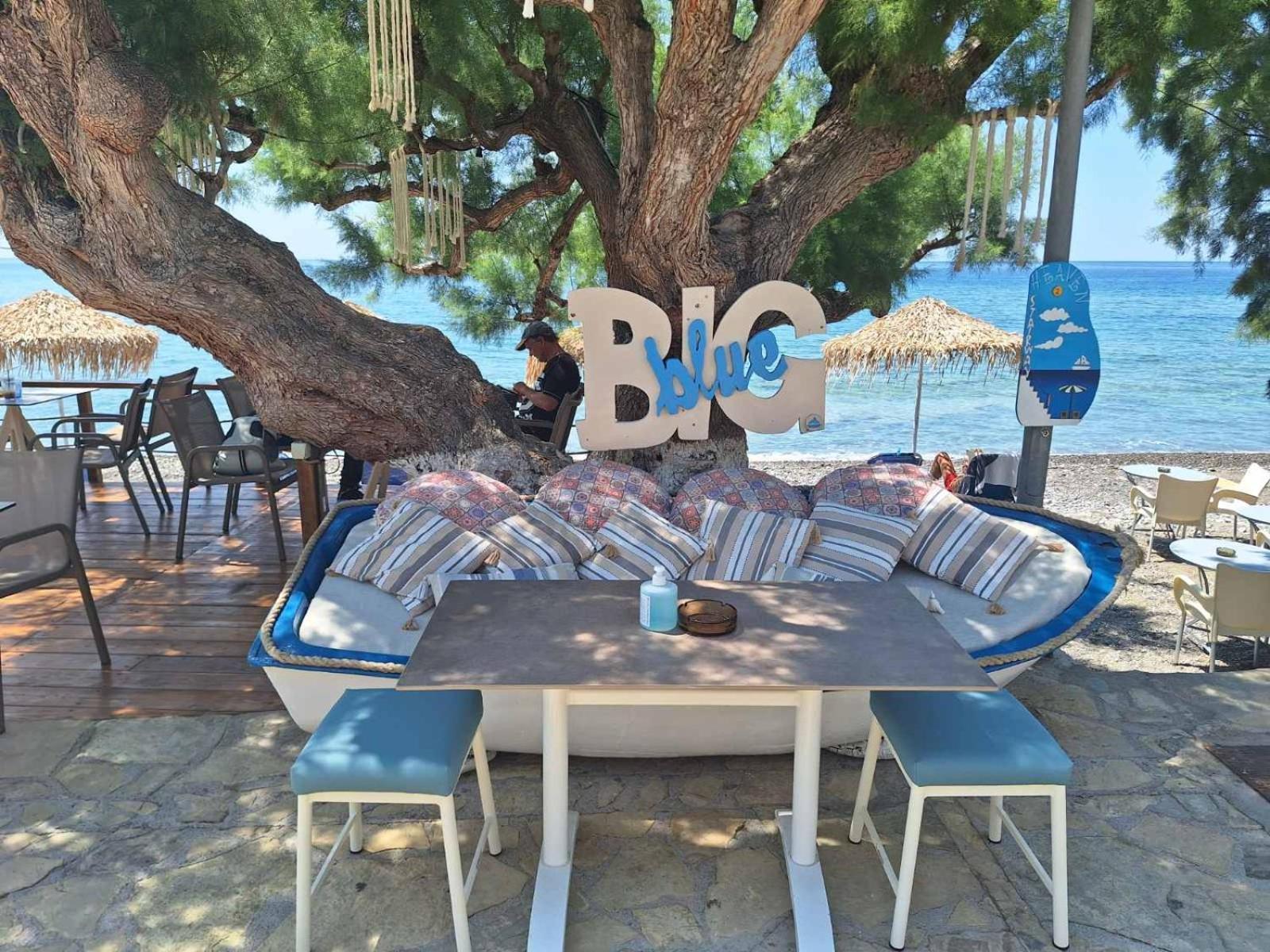 Βig Βlue Apartments Makrýgialos Exteriör bild